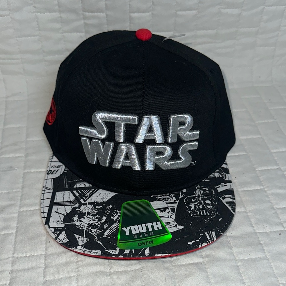 Star Wars Kids Black and Silver Cap SnapBack Youth OSFM NWT